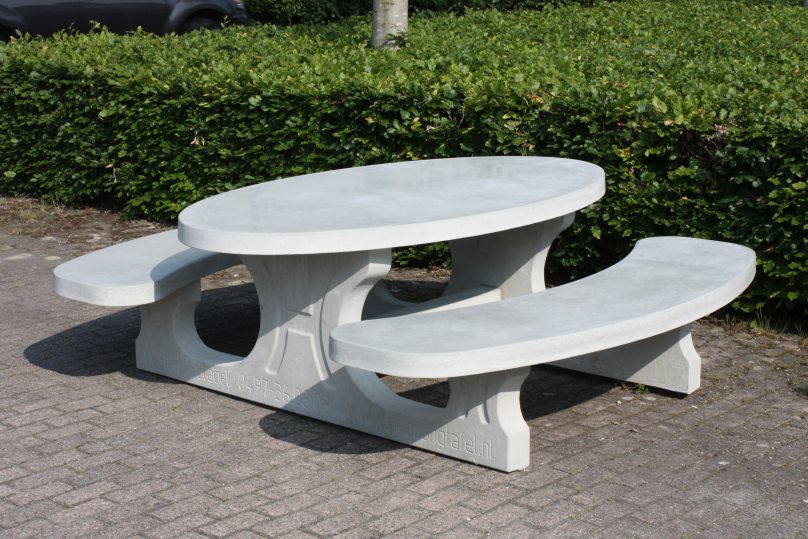 https://www.heblad.nl/nl/betonnen-picknickset-standaard-in-ovale-vorm